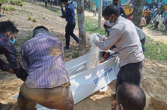 ডালিম আহমদ ভেবে শম্ভূ দেবনাথের মরদেহ দাফন