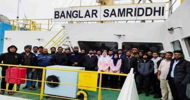 সন্ধ্যায় দেশের উদ্দেশে রওনা হবেন ২৮ নাবিক