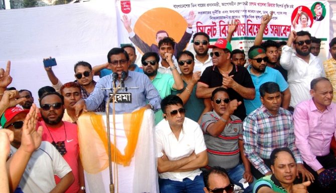 বাজারের ওপর সরকারের নিয়ন্ত্রণ নেই : বাদরু