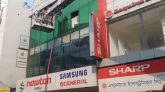 সিলেট নগরীর চৌহাট্টায় ৫ তলা ভবনে আগুন