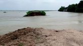 সুনামগঞ্জে বাঁধ ভেঙ্গে তলিয়ে যাচ্ছে একের পর এক হাওর, ব্যাপক ফসলহানি