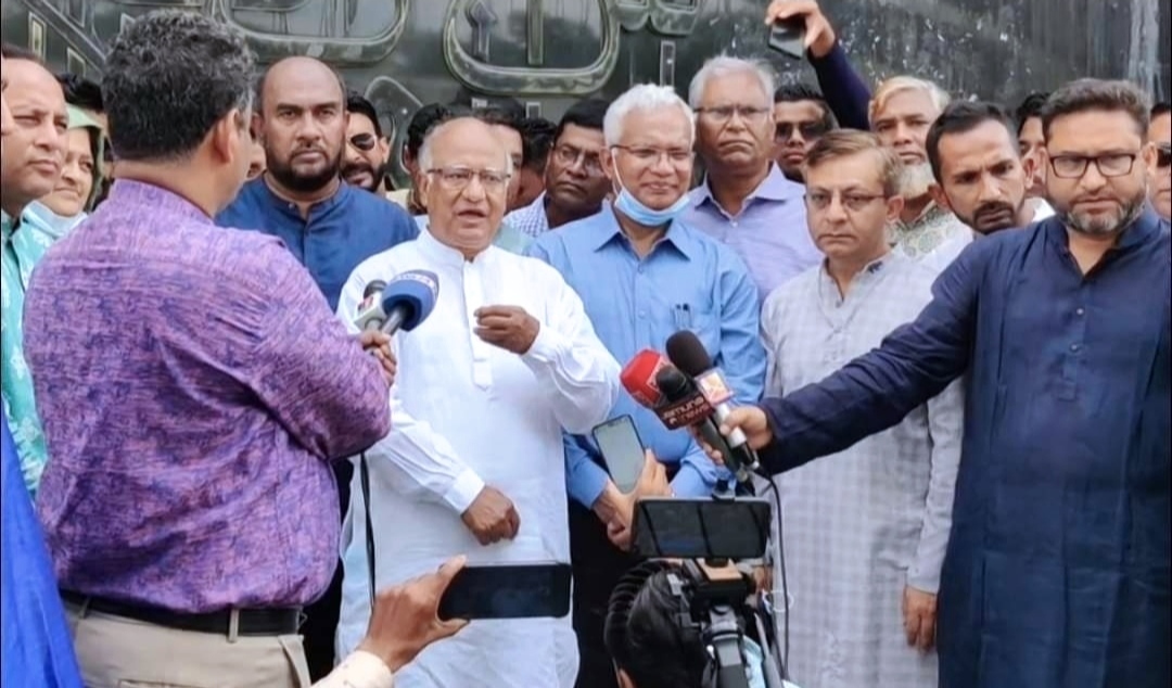 জিয়ার মাজার জিয়ারতে সিলেট জেলা বিএনপি’র নবনির্বাচিত কমিটি