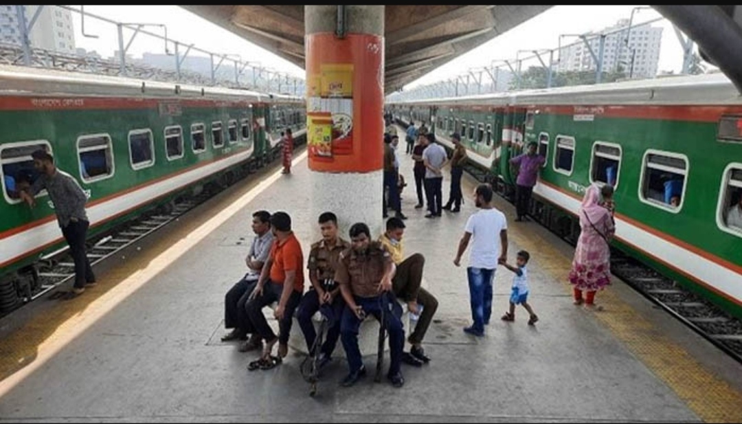 সারাদেশে ট্রেন চলাচল বন্ধ