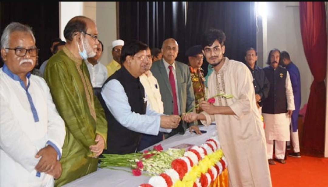 বার বার কর্মকর্তা বদলিতে উন্নয়ন কর্মকাণ্ড ব্যাহত হচ্ছে : পররাষ্ট্রমন্ত্রী