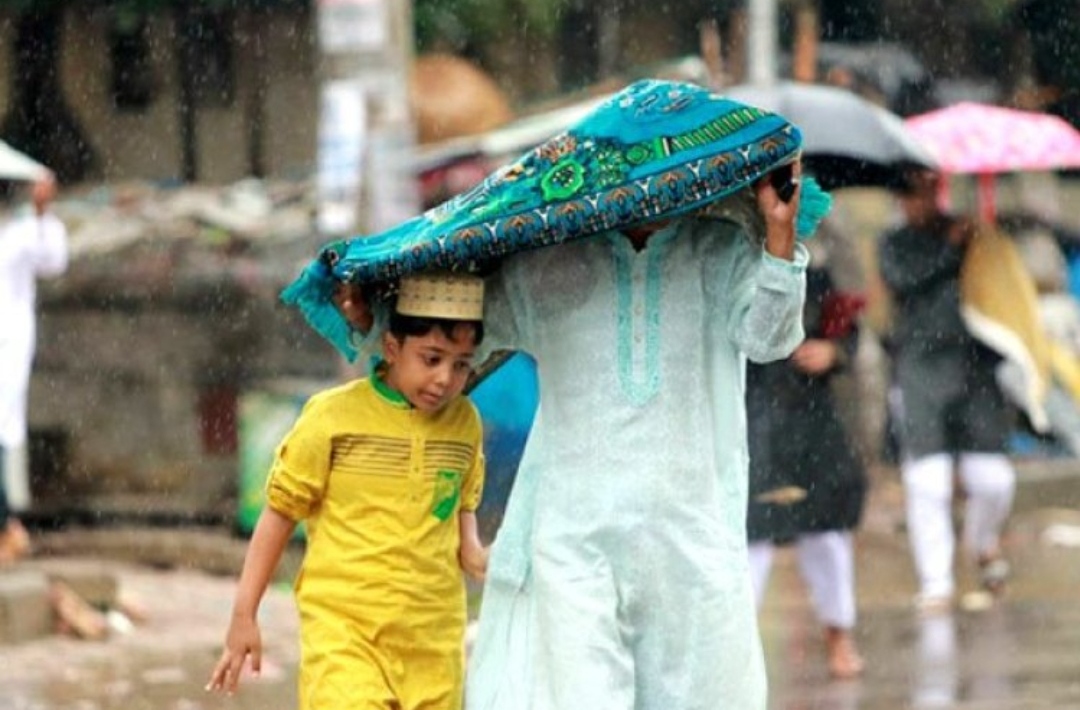 ঈদ আনন্দে ঝড়-বৃষ্টির আশঙ্কা