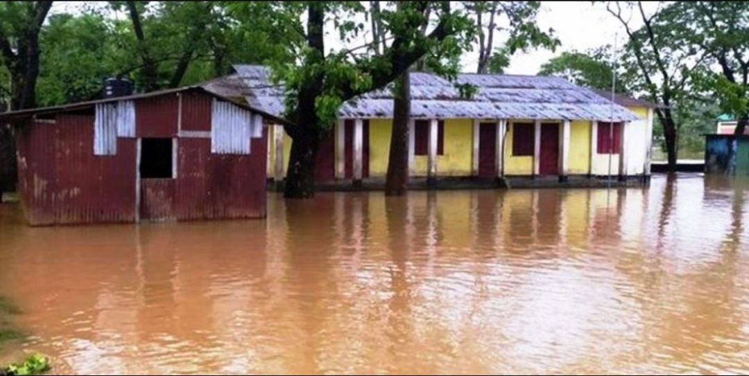 সিলেটে সাড়ে ৫শ শিক্ষা প্রতিষ্টানে ঢুকেছে বন্যার পানি, পাঠদান বন্ধ