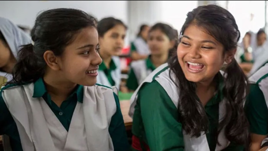 নবম শ্রেণিতে ভর্তির বয়স বেঁধে দিল সরকার