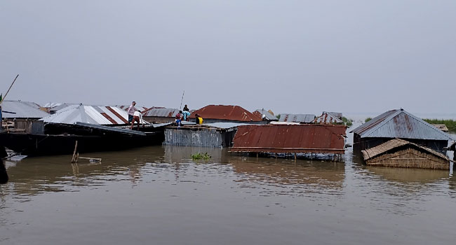 কুড়িগ্রামে বন্যা পরিস্থিতির আরো অবনতি, আড়াই লাখ মানুষ পানিবন্দী