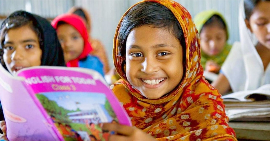 জামা-জুতা ও উপবৃত্তির টাকা চলতি সপ্তাহে পাচ্ছে প্রাথমিক শিক্ষার্থীরা