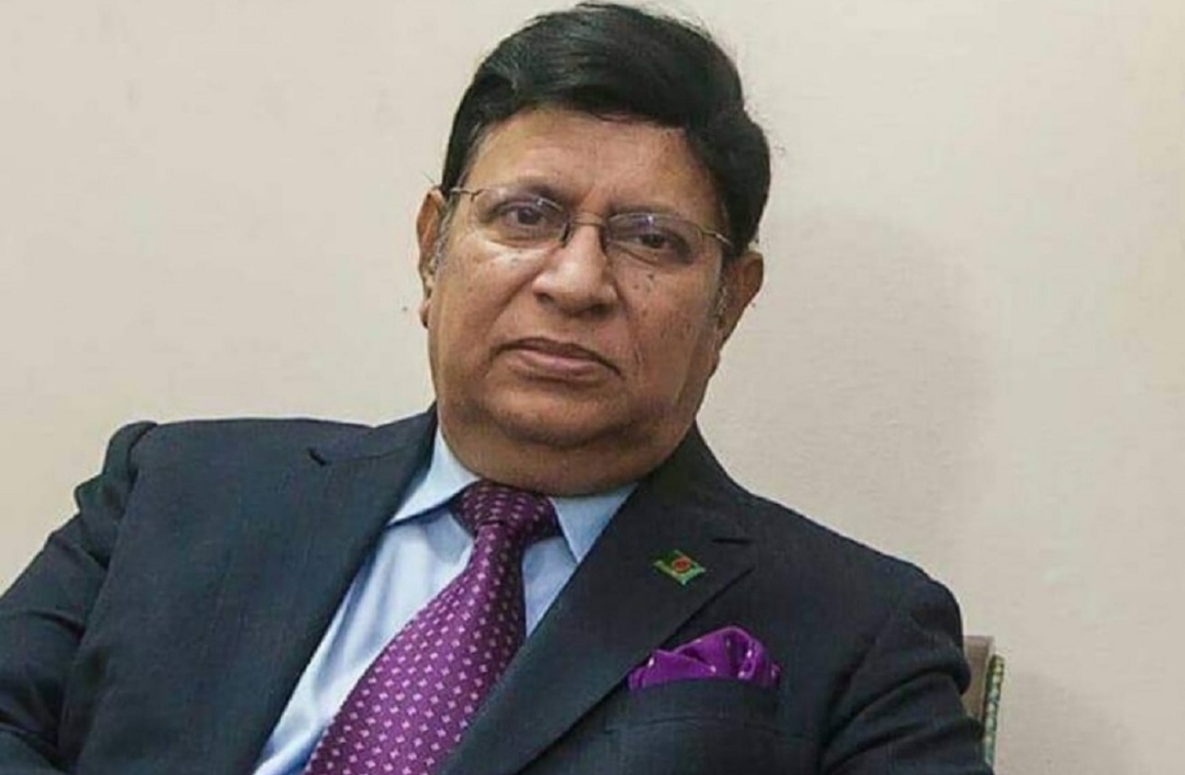 আওয়ামী লীগের কমিটিতেই আছেন মোমেন