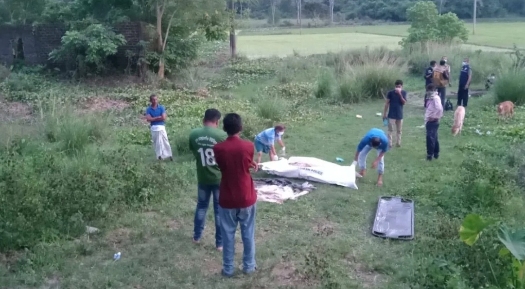 দক্ষিণ সুরমাঃ বস্তা থেকে দুর্গন্ধ, খুলে মিললো লাশ
