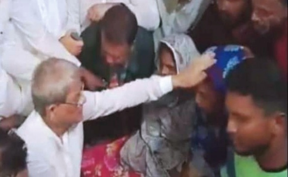 শাওনের কবর জিয়ারত করে পরিবারকে ১ লাখ টাকা দিলেন ফখরুল