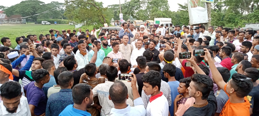 আরেকটি যুদ্ধ করে দেশে গণতন্ত্র ফিরিয়ে আনতে হবে : মিলন
