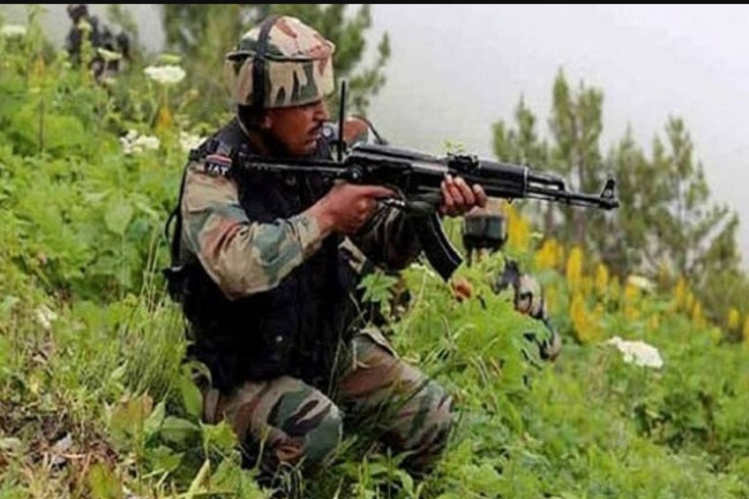 সীমান্তে দুই বাংলাদেশিকে গুলি করে মারলো বিএসএফ