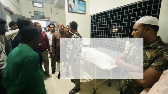 ব্যবসায়ীকে কুপিয়ে হত্যা, মৃত্যুর আগে লাইভে ‘খুনির’ নাম