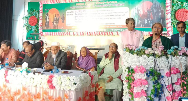 নির্জন কারাগারে ‘দিন বদলের সনদের’ পরিকল্পনা করেন শেখ হাসিনা : শিক্ষামন্ত্রী