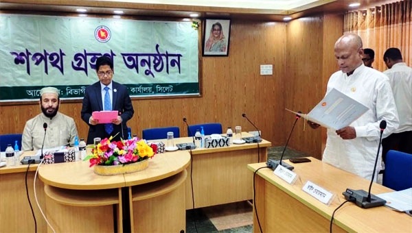 শপথ নিলেন ওসমানীনগর উপজেলা চেয়ারম্যান ভিপি শামীম