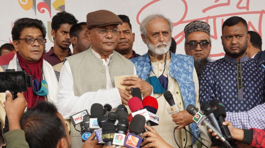 পাঠ্যপুস্তক নিয়ে মন্তব্য করার আগে তা পড়ে দেখার আহ্বান তথ্যমন্ত্রীর