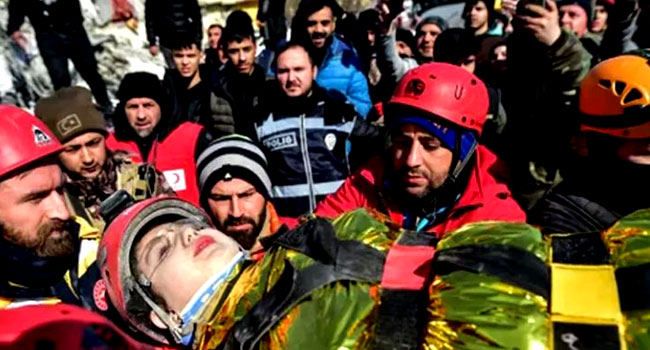 তুরস্ক-সিরিয়ায় ভূমিকম্প : ভূমিকম্পের ১৭০ ঘণ্টা পর ১ নারীকে জীবিত উদ্ধার