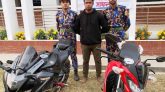 আউস কান্দিতে দুটি চোরাই মোটরসাইকেল’সহ আটক ১