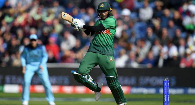 টসে জিতে ব্যাটিংয়ে বাংলাদেশ