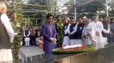 ৭ মার্চ উপলক্ষে বঙ্গবন্ধুর প্রতিকৃতিতে প্রধানমন্ত্রীর শ্রদ্ধা