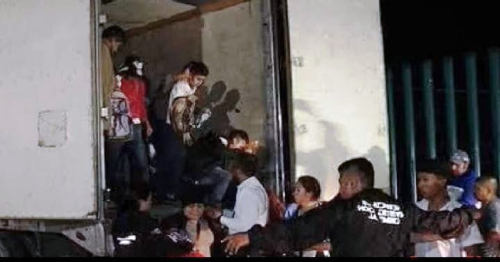 ইতালি যাওয়ার পথে ট্রাক থেকে ২৩ বাংলাদেশি আটক