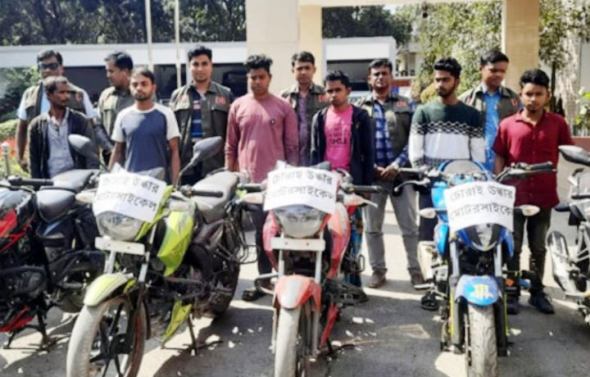 ১ মিনিটেই লক খুলে মোটরসাইকেল চুরি, গ্রেপ্তার ৬