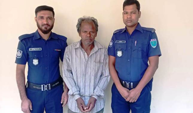 বিয়ানীবাজারে ছুরিকাঘাতে প্রবাসীর স্ত্রী খুন, ভাসুর গ্রেপ্তার