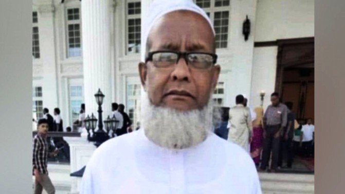 মসজিদে নামাজ পড়ার সময় মারা গেলেন হাফেজ জামশেদ