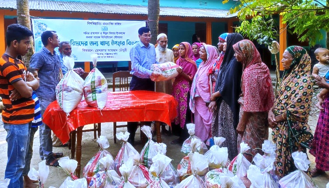 জামালগঞ্জে জনতা ব্যাংকের খাদ্য সামগ্রী বিতরণ