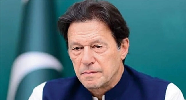 ৮ দিনের রিমান্ডে ইমরান খান