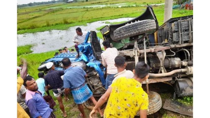 জৈন্তাপুরে ট্রাক-পিকআপ সংঘর্ষে নিহত ২, আহত ১