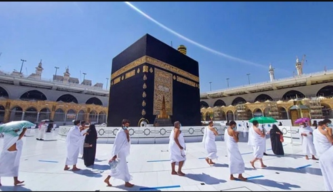 সৌদিতে উমরাহ ভিসা বন্ধ