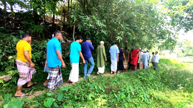 জৈন্তাপুরে জনসাধারণের চলাচলের রাস্তা দখলের অভিযোগ