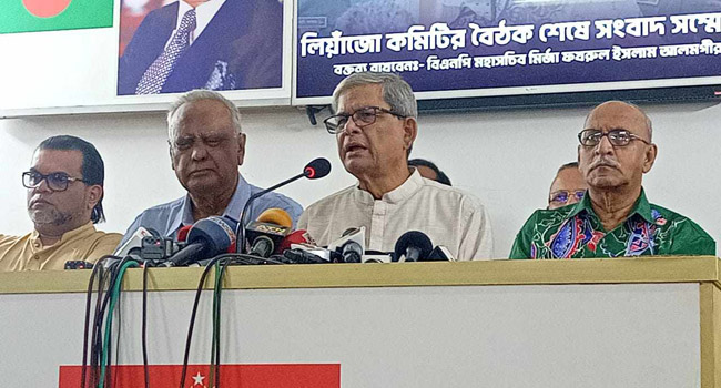 সরকারের পদত্যাগের ঘোষণা ছাড়া সংলাপের প্রশ্নই আসে না : মির্জা ফখরুল