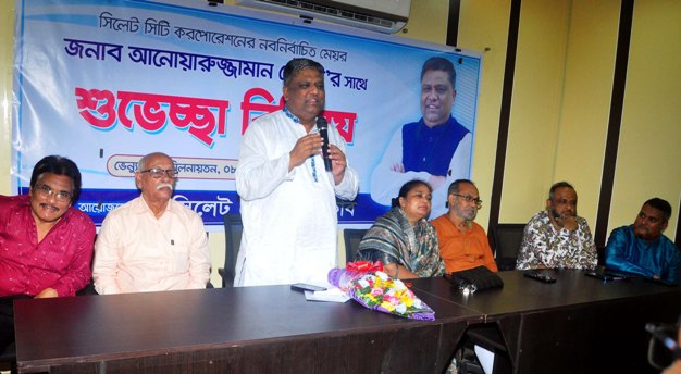সাংবাদিকরা দেশ ও সমাজের উন্নয়ন-অগ্রযাত্রায় সহযাত্রী : আনোয়ারুজ্জামান