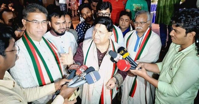 রাষ্ট্রদূতরা এদেশে নিজেদের সম্রাট মনে করেন : পররাষ্ট্রমন্ত্রী