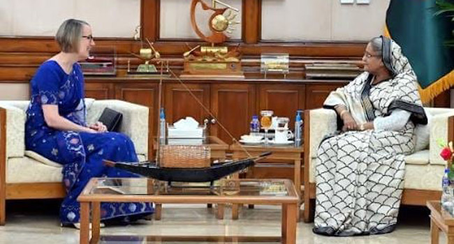 বাংলাদেশের সাথে দ্বিপক্ষীয় বাণিজ্য বাড়াতে আগ্রহী যুক্তরাজ্য