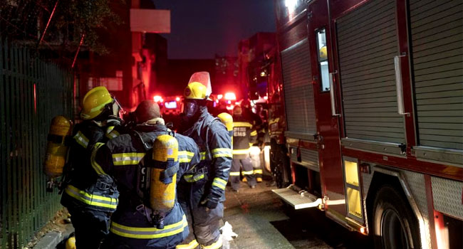 জোহানেসবার্গে বহুতল ভবনে আগুন, মৃত বেড়ে ৬৩