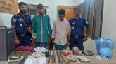 কমলগঞ্জে দেশীয় অস্ত্রসহ চোরাই মালামাল উদ্ধার, আটক ২
