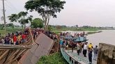 জগন্নাথপুরে বেইলি ব্রিজ ভেঙে নদীতে ট্রাক, চালক ও হেলপার নিখোঁজ