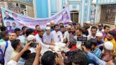 খালেদা জিয়ার সুস্থতা কামনায় দুঃস্থদের মাঝে খাবার বিতরণ
