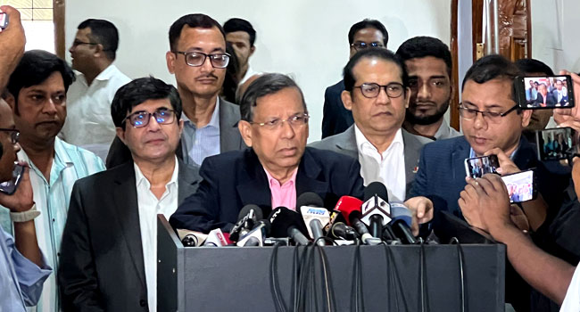 খালেদা জিয়ার ব্যাপারে প্রধানমন্ত্রীর মতামতই সঠিক : আইনমন্ত্রী