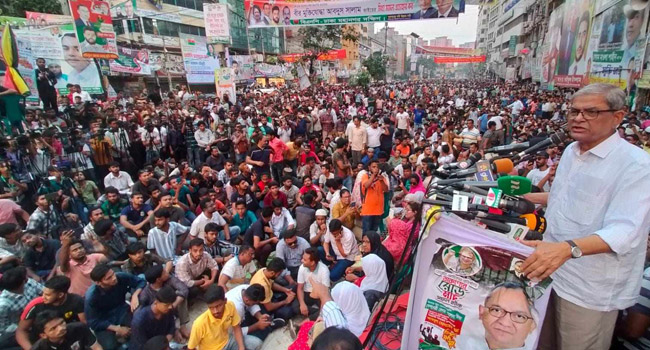 সরকারকে পরাজিত না করে কেউ ক্ষান্ত হবে না : মির্জা ফখরুল