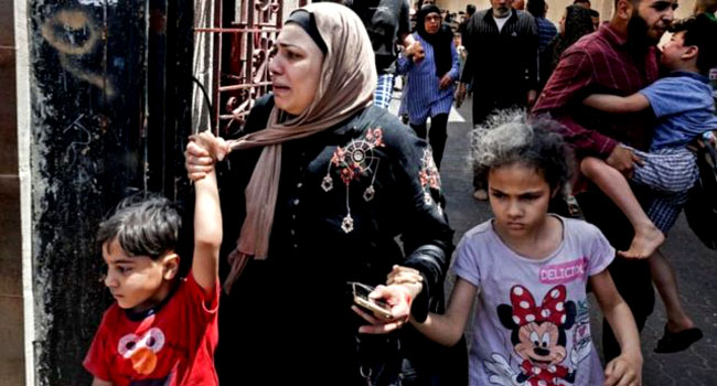 গাজায় রাতভর বিমান হামলায় ৫৫ ফিলিস্তিনি নিহত