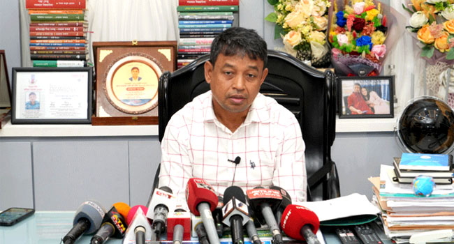 বিএনপির মহাসমাবেশ নিয়ে নাশকতার কোনো শঙ্কা নেই : ডিবিপ্রধান