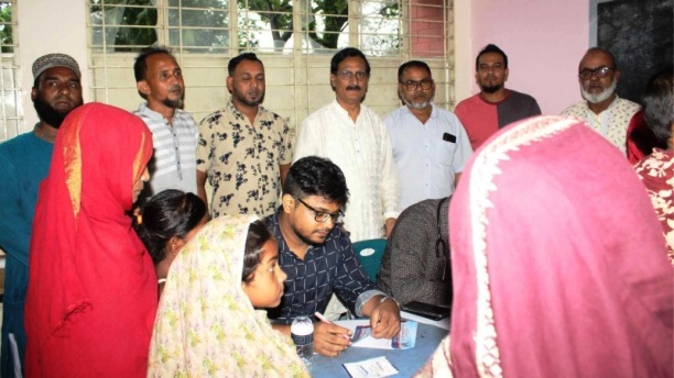 ফেঞ্চুগঞ্জে ২৩০০ মানুষকে বিনামূল্যে চিকিৎসা ও ঔষধ প্রদান