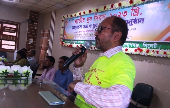 সাবলম্বী হতে হলে নিজেকে আত্মনির্ভশীল হতে হবে : এলিম