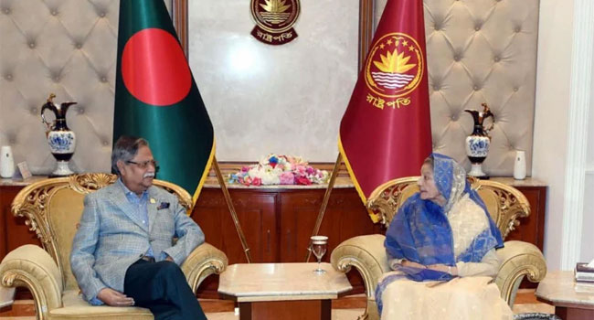 রাষ্ট্রপতিকে তফসিল পেছানোর আহ্বান রওশন এরশাদের